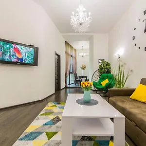 Апартаменты 2к в центре. крещатик, пл. независимости, Киев