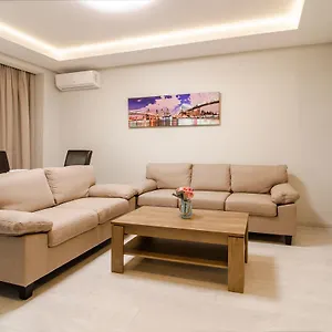 Apartment Amazing In The Center Of, Kyiv